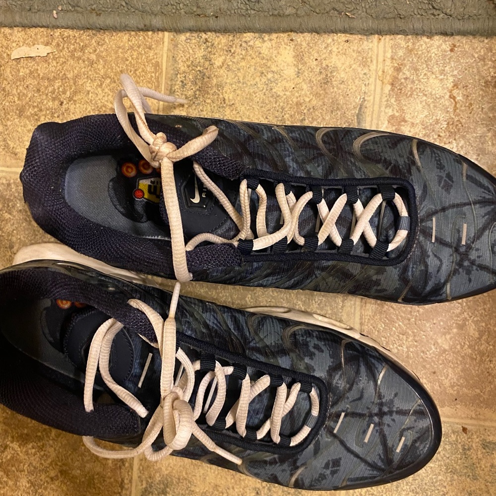 Blue silver white air max size 11 worn twice